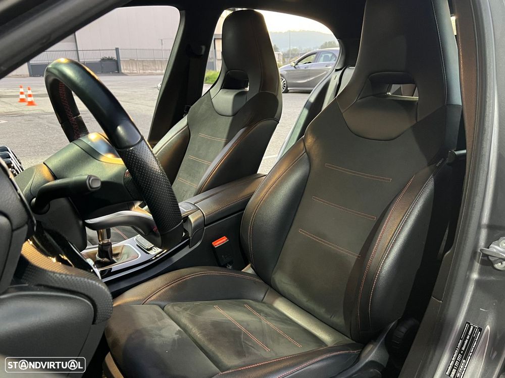 Mercedes-Benz A 160 AMG Line - 13