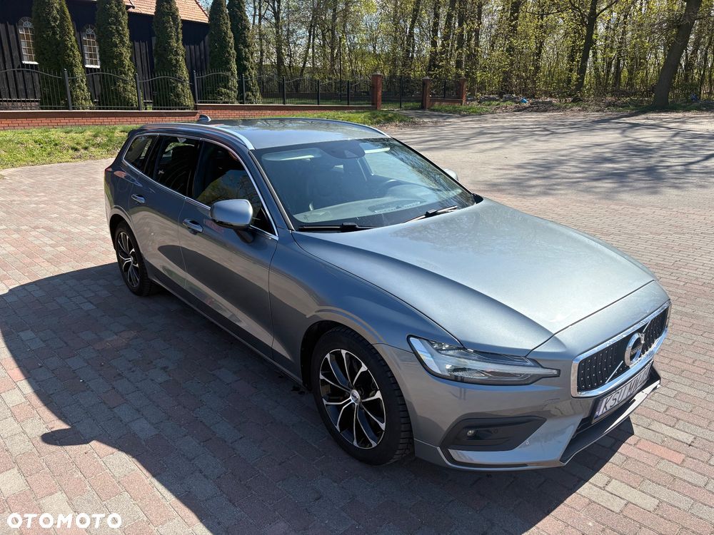 Volvo V60 B3 B Essential - 3