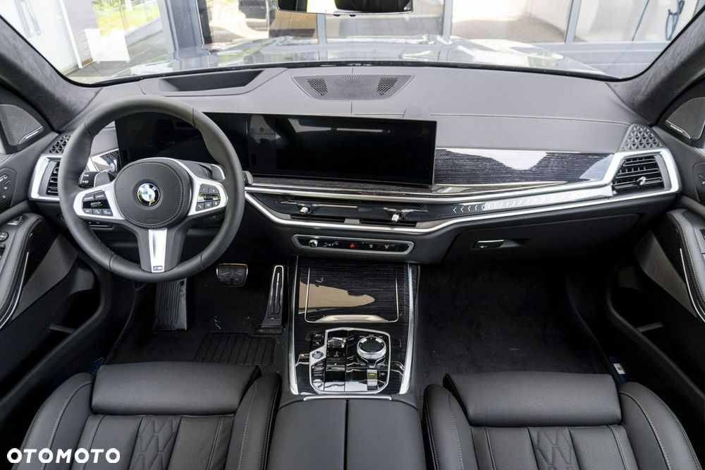 BMW X7 - 17
