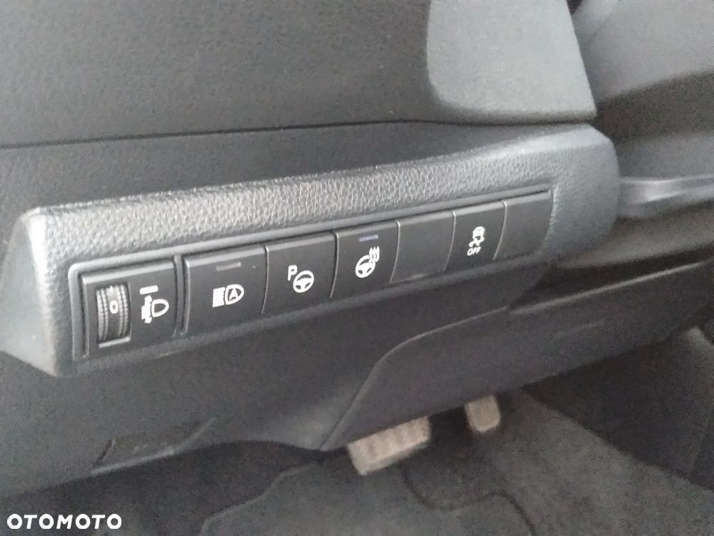 Toyota Corolla 1.8 Hybrid GR Sport - 8
