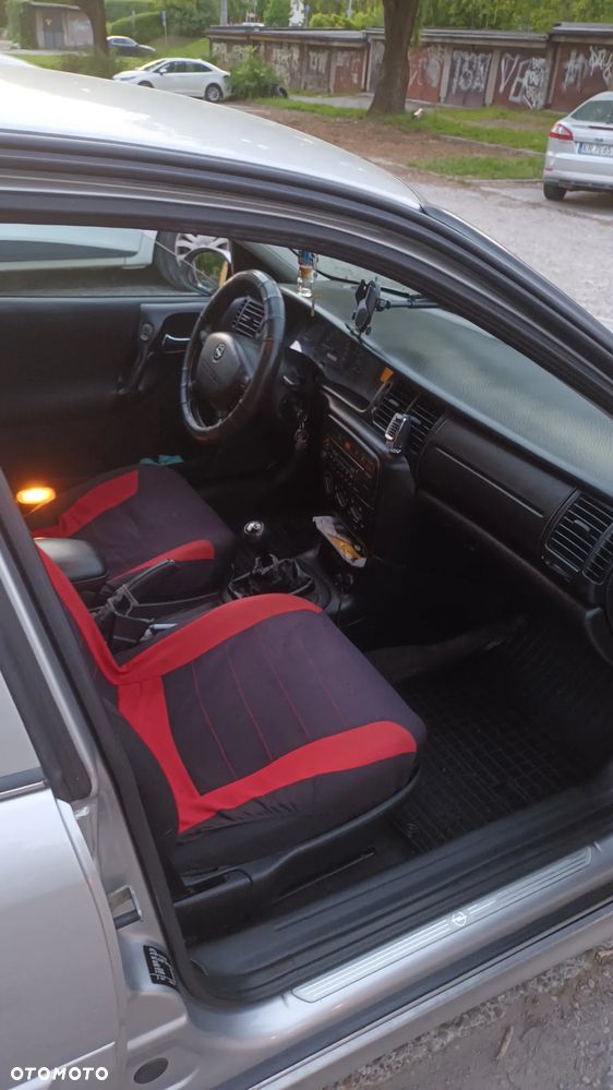 Opel Vectra - 11