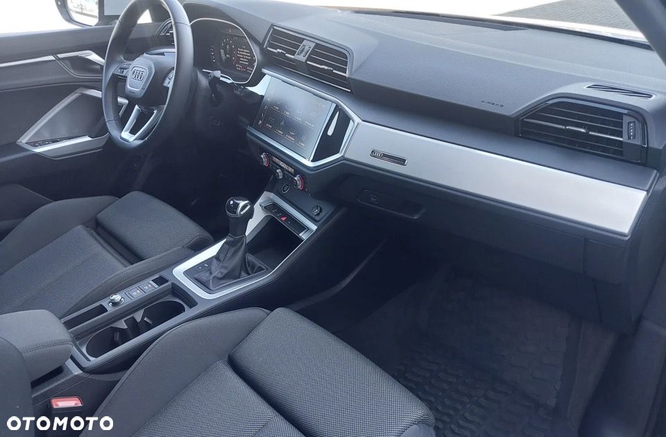 Audi Q3 35 TFSI S tronic advanced - 24