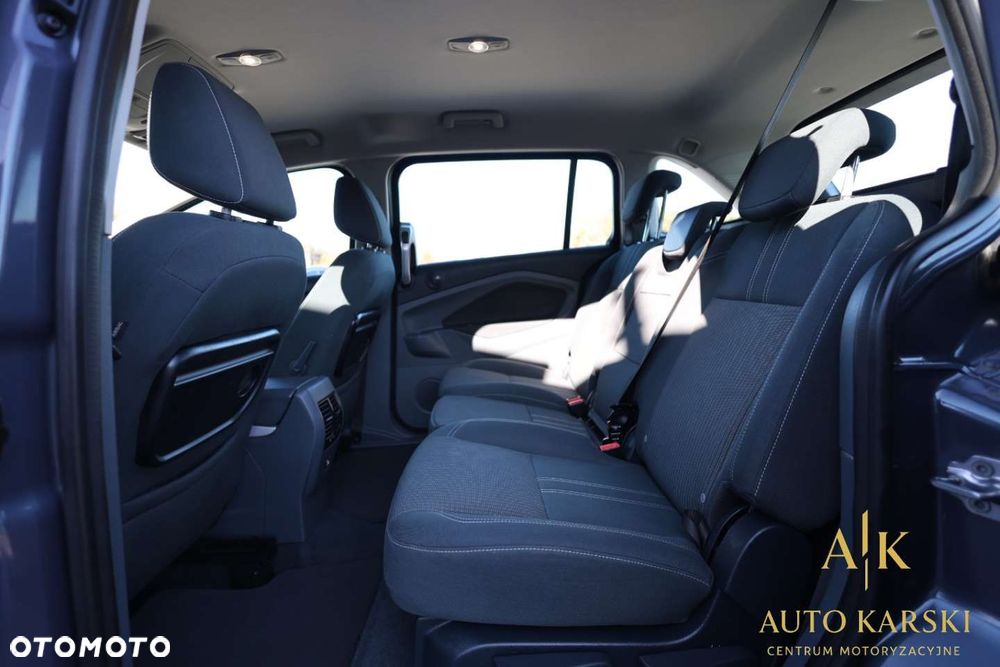 Ford Grand C-MAX - 23