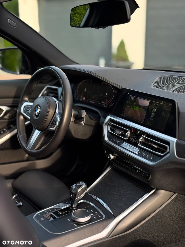 BMW Seria 3 330i M Sport sport - 18