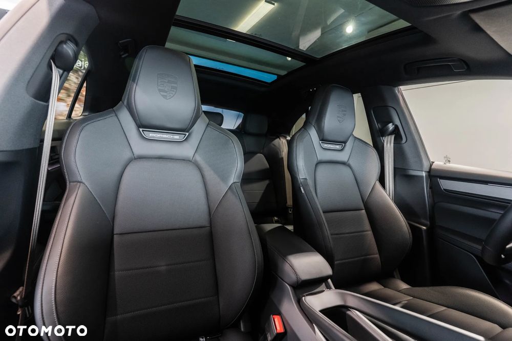 Porsche Macan - 16
