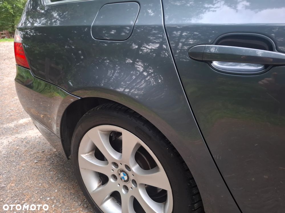 BMW Seria 5 530d xDrive - 34