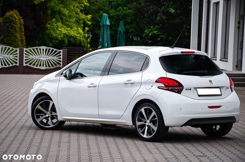 Peugeot 208 PureTech 110 Stop & Start Tech Edition - 17