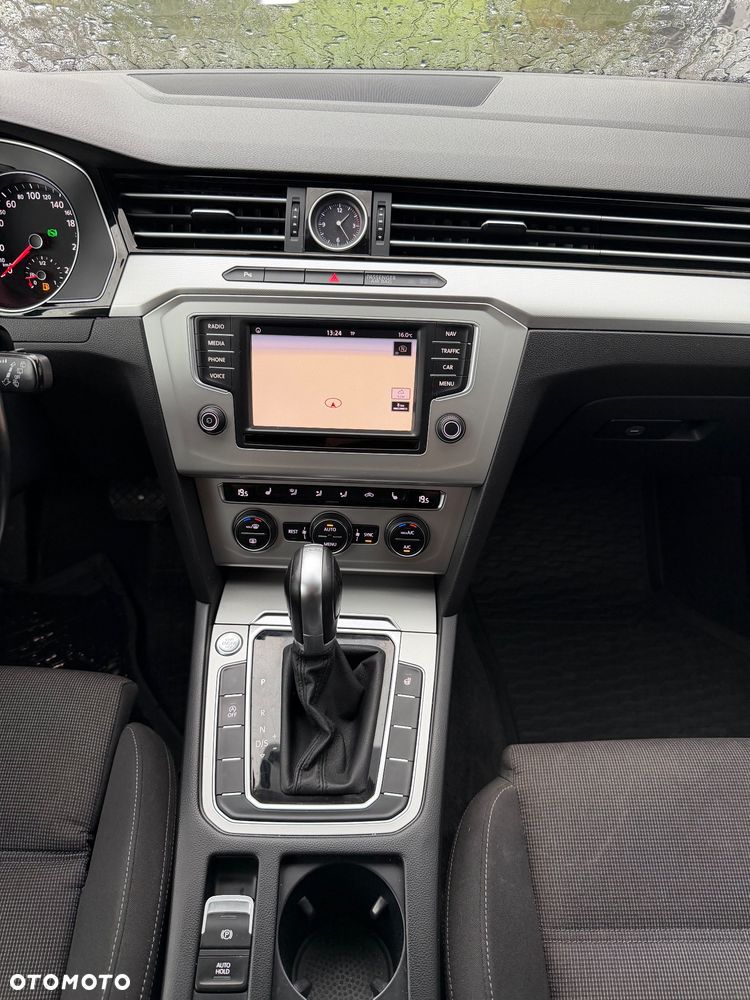Volkswagen Passat 2.0 TDI BMT Highline DSG - 11