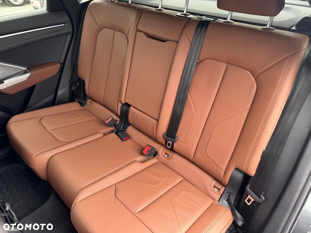 Audi Q3 Sportback - 25