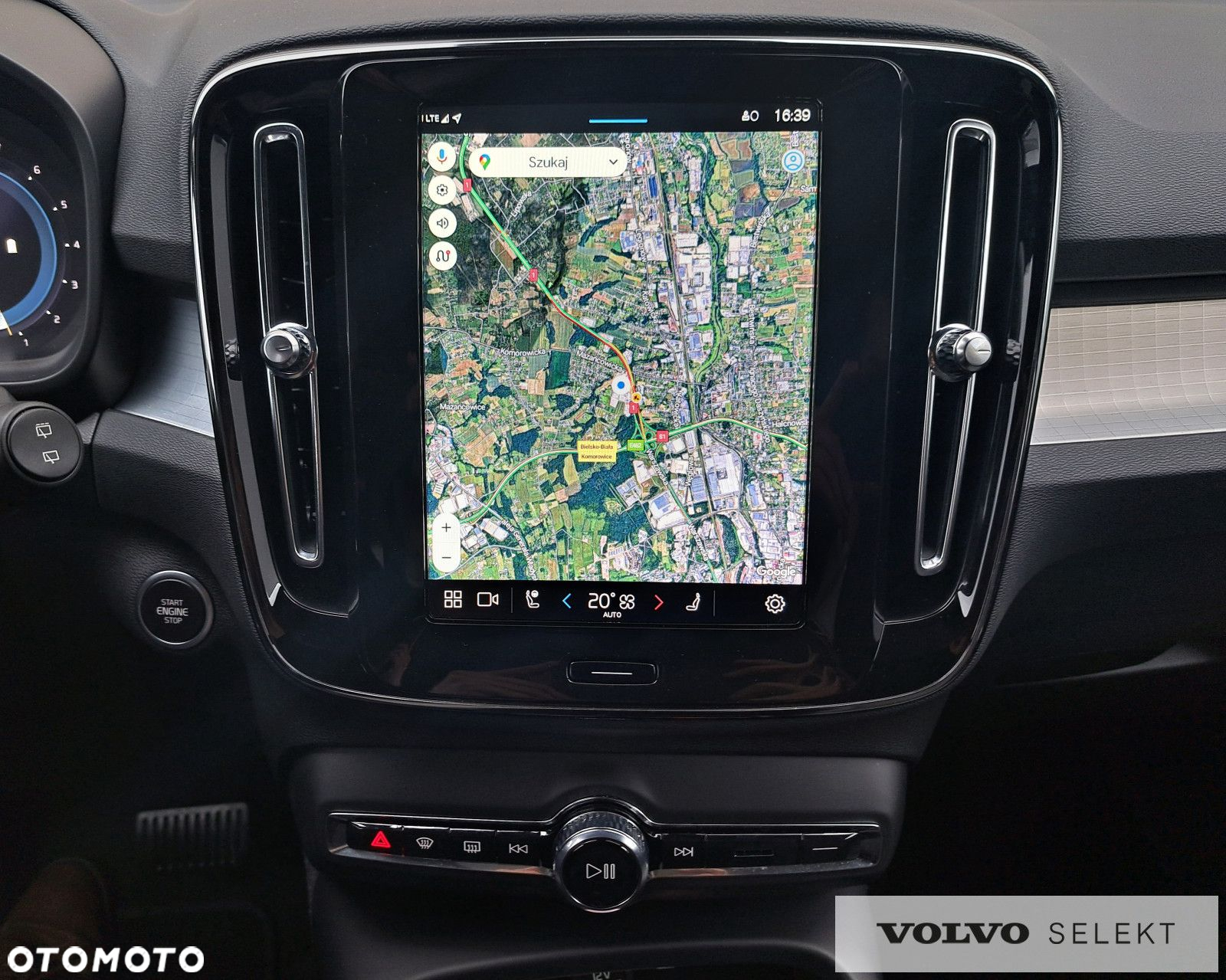 Volvo XC 40 - 24