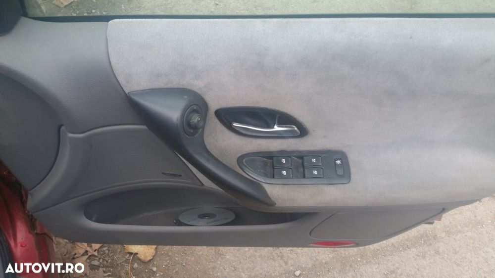 Dezmembrari  Renault LAGUNA 2  2001  > 2007 1.9 dCi (KG0G) Motorina - 6