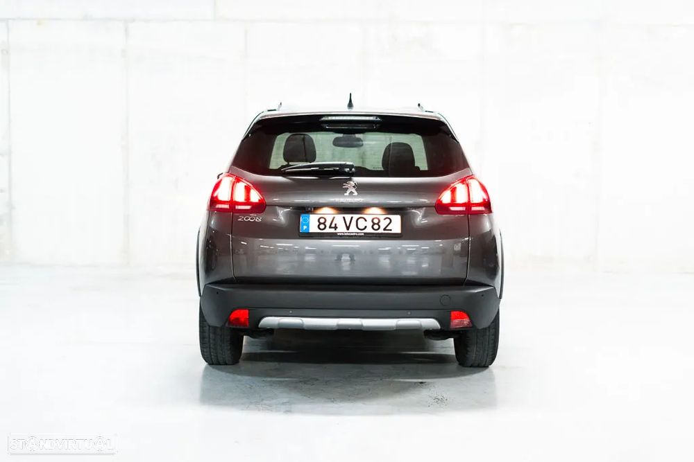 Peugeot 2008 1.2 PureTech Allure - 5