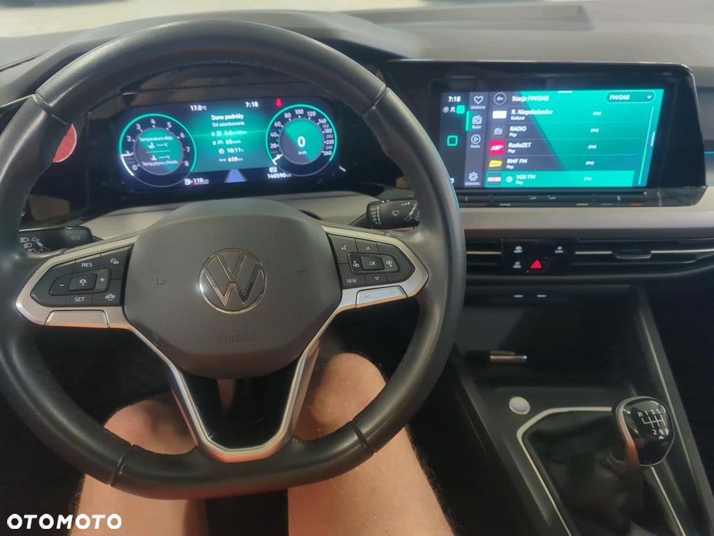 Volkswagen Golf 1.5 TSI EVO Life - 10