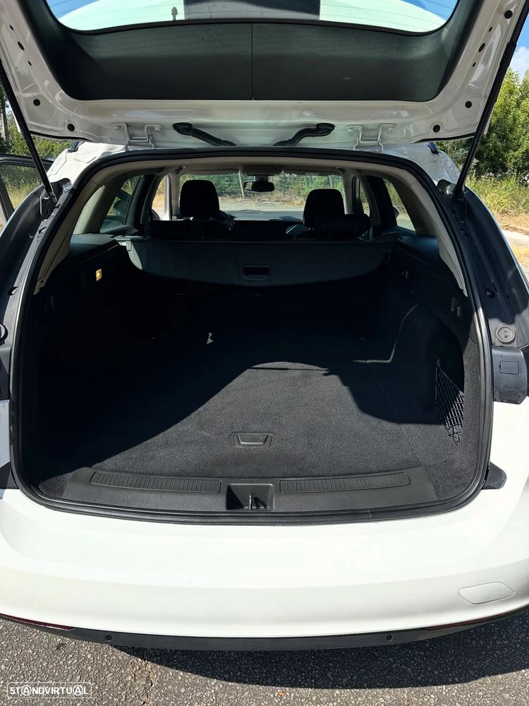 Opel Insignia Sports Tourer - 6