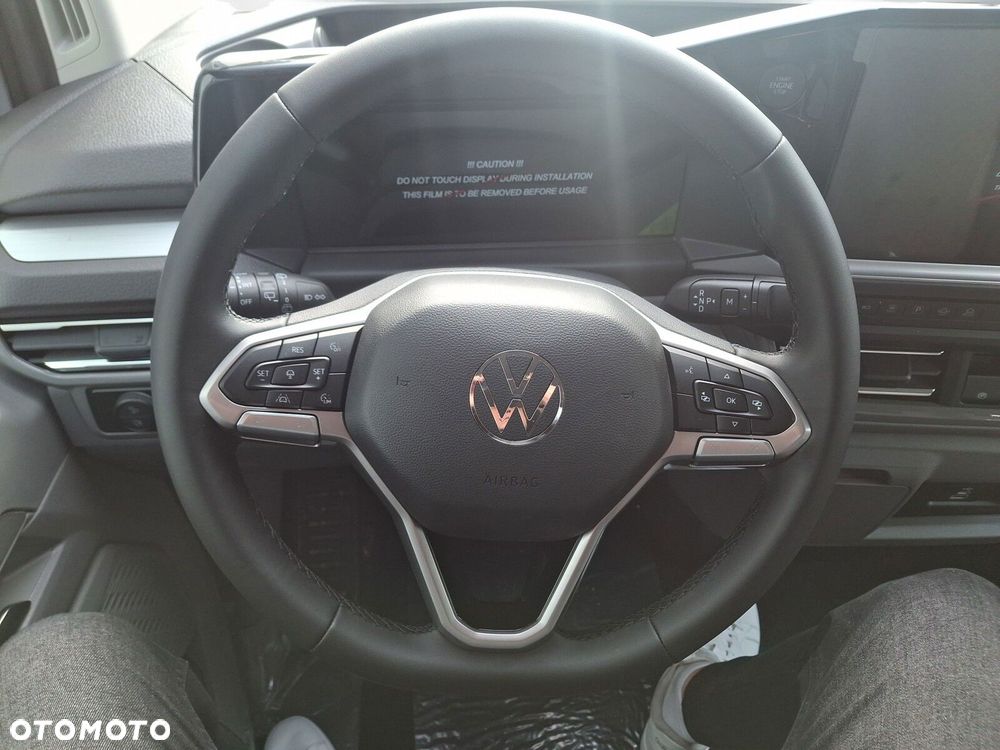 Volkswagen Caravelle - 25