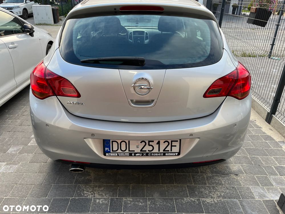 Opel Astra 1.4 T Enjoy - 7