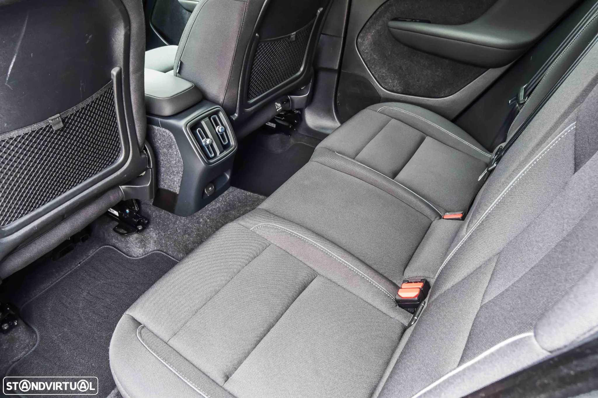 Volvo C40 Recharge Twin Motor Ultimate - 13