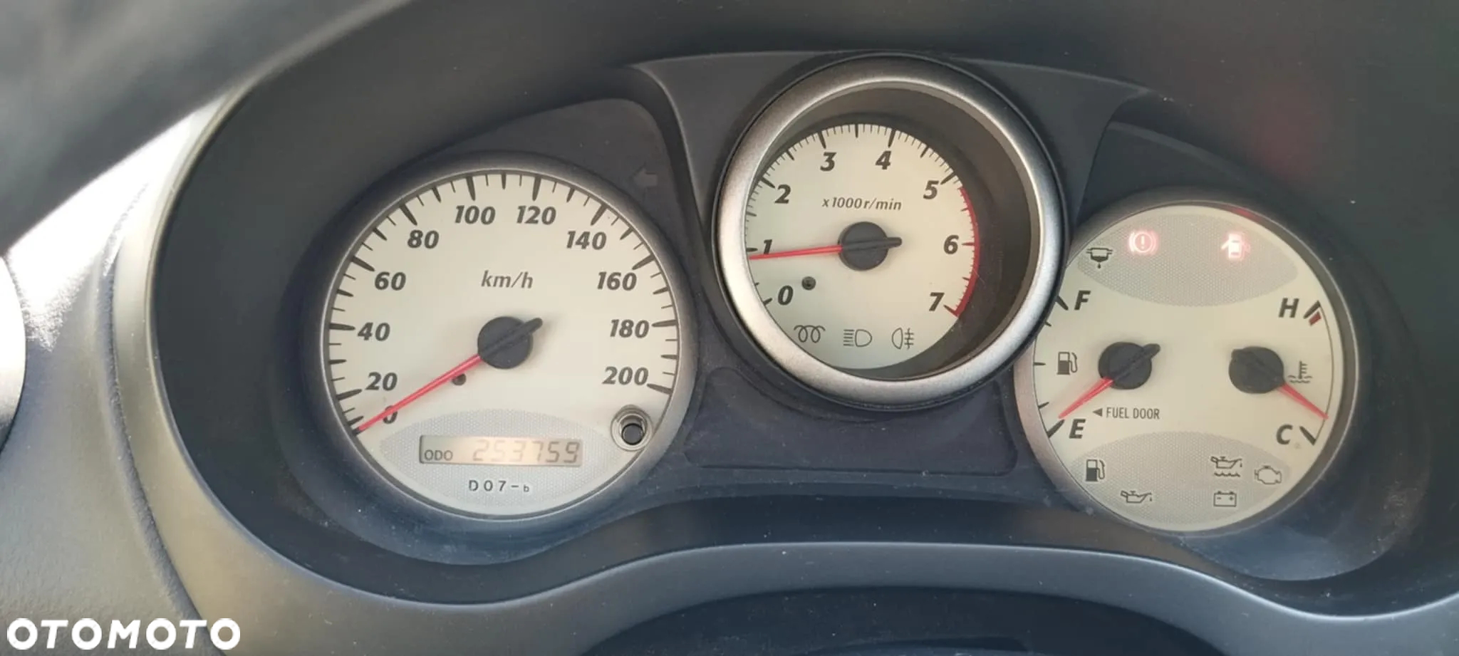 Toyota RAV4 2.0 D-4D 4x4 - 7