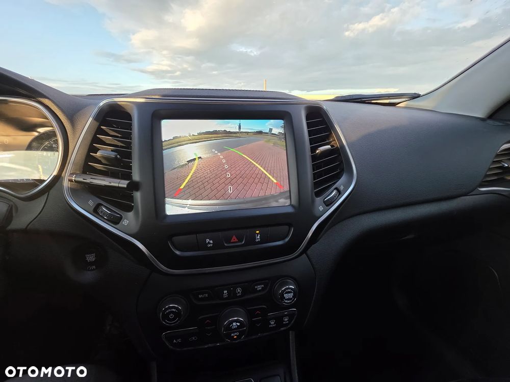 Jeep Cherokee 3.2 V6 Active Drive I Limited - 14