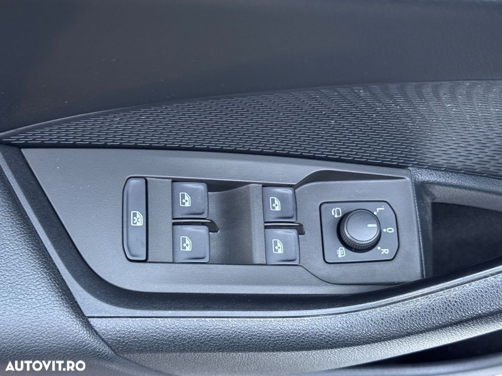 Skoda Octavia 2.0 TDI DSG Style - 32