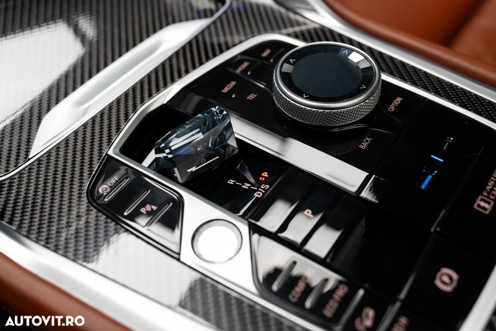 BMW X6 M M60i xDrive AT MHEV - 38