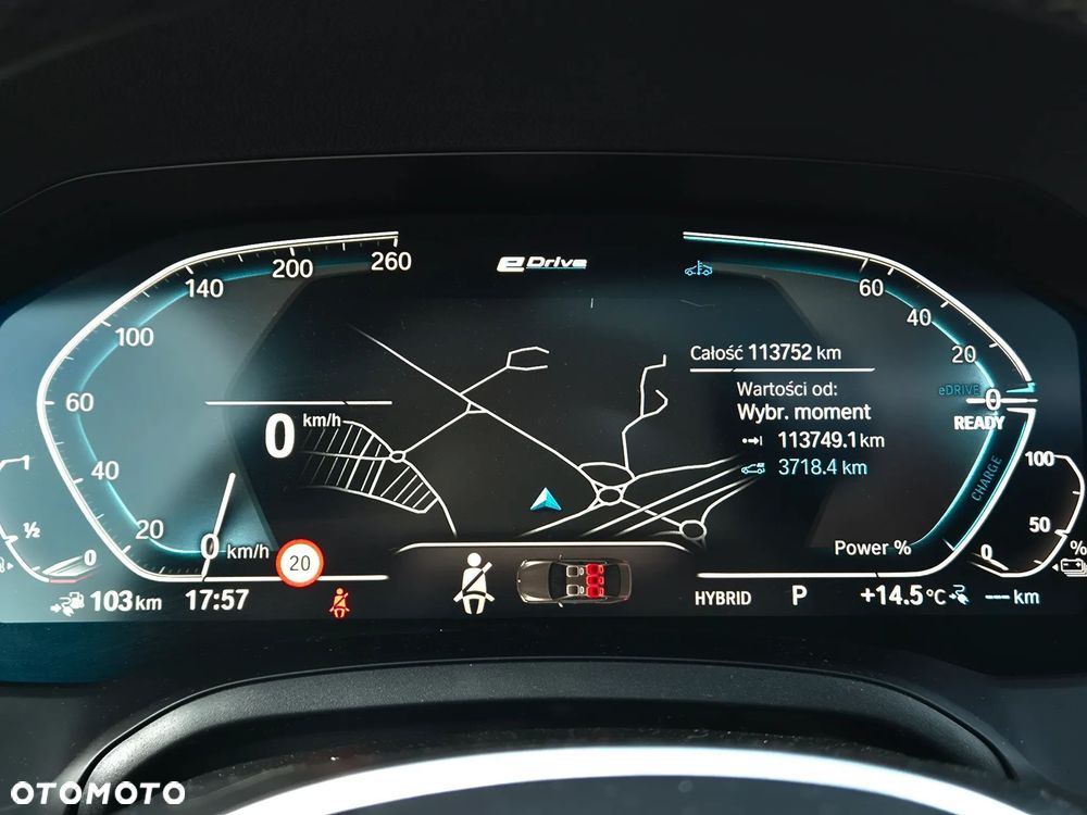 BMW Seria 3 330e M Sport - 32