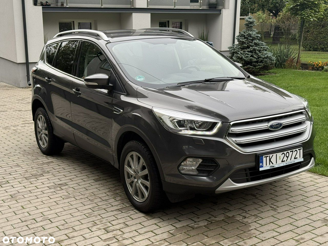 Ford Kuga - 2
