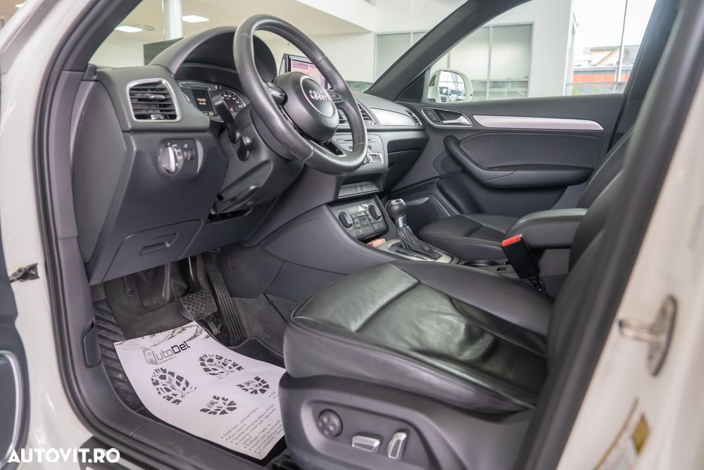 Audi Q3 2.0 TFSI Quattro S tronic - 16