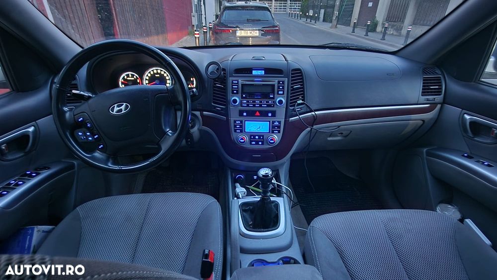 Hyundai Santa Fe 2.2 DSL VGT 5 SEATS 4WD AT STYLE - 6