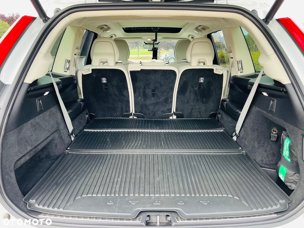 Volvo XC 90 T8 AWD Plug-In Hybrid Ultimate Bright 7os - 15