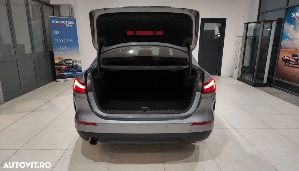 BMW Seria 2 218i Aut. Advantage - 36