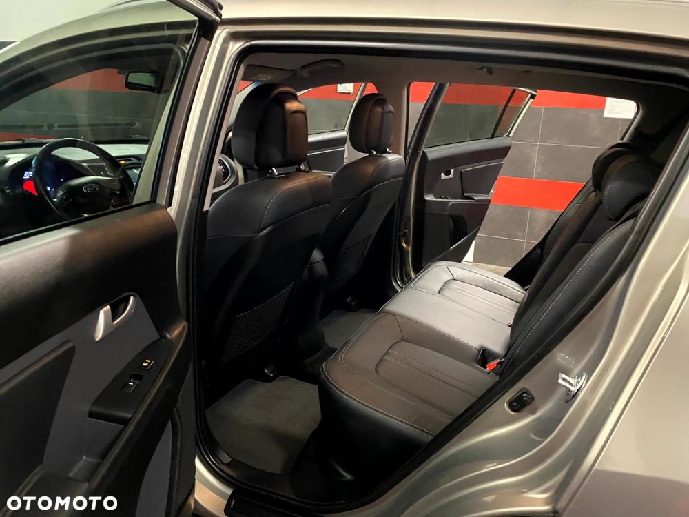 Kia Sportage 2.0 CVVT 2WD Automatik Vision - 18