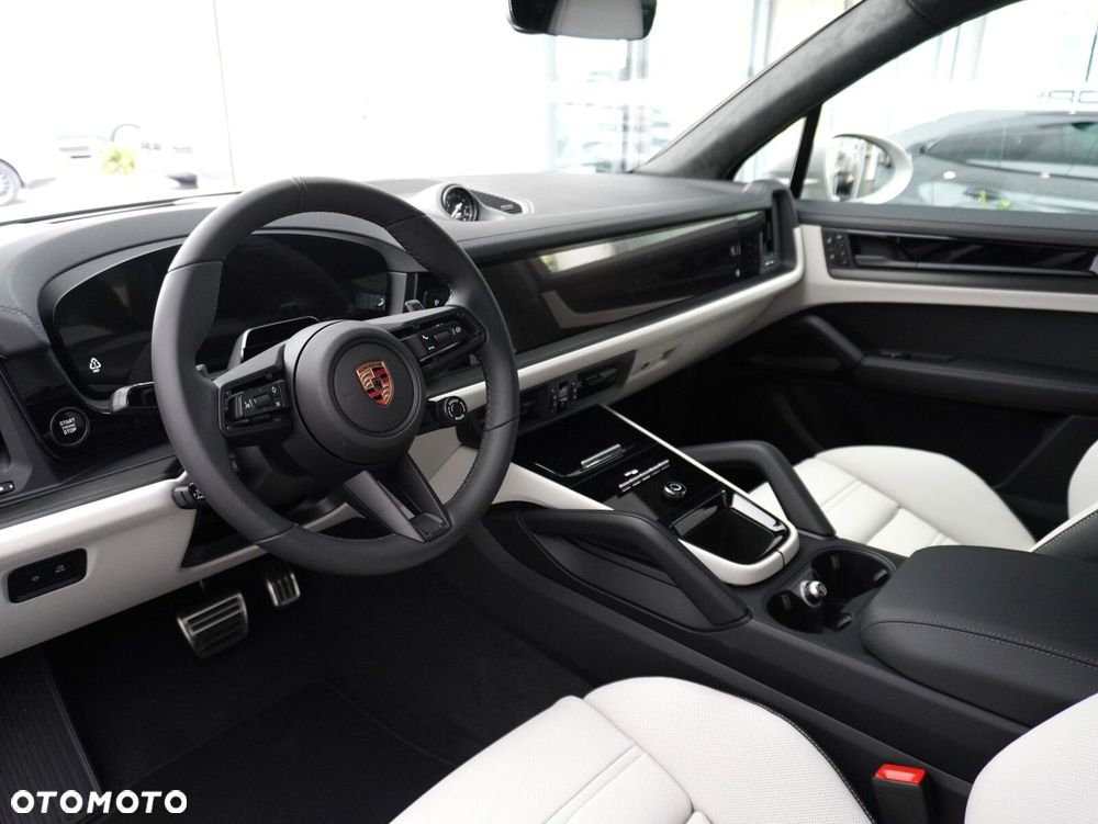 Porsche Cayenne GTS - 30