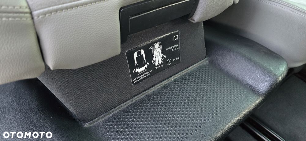 Volkswagen Sharan 2.0 TDI DSG (BlueMotion Technology) Highline - 30