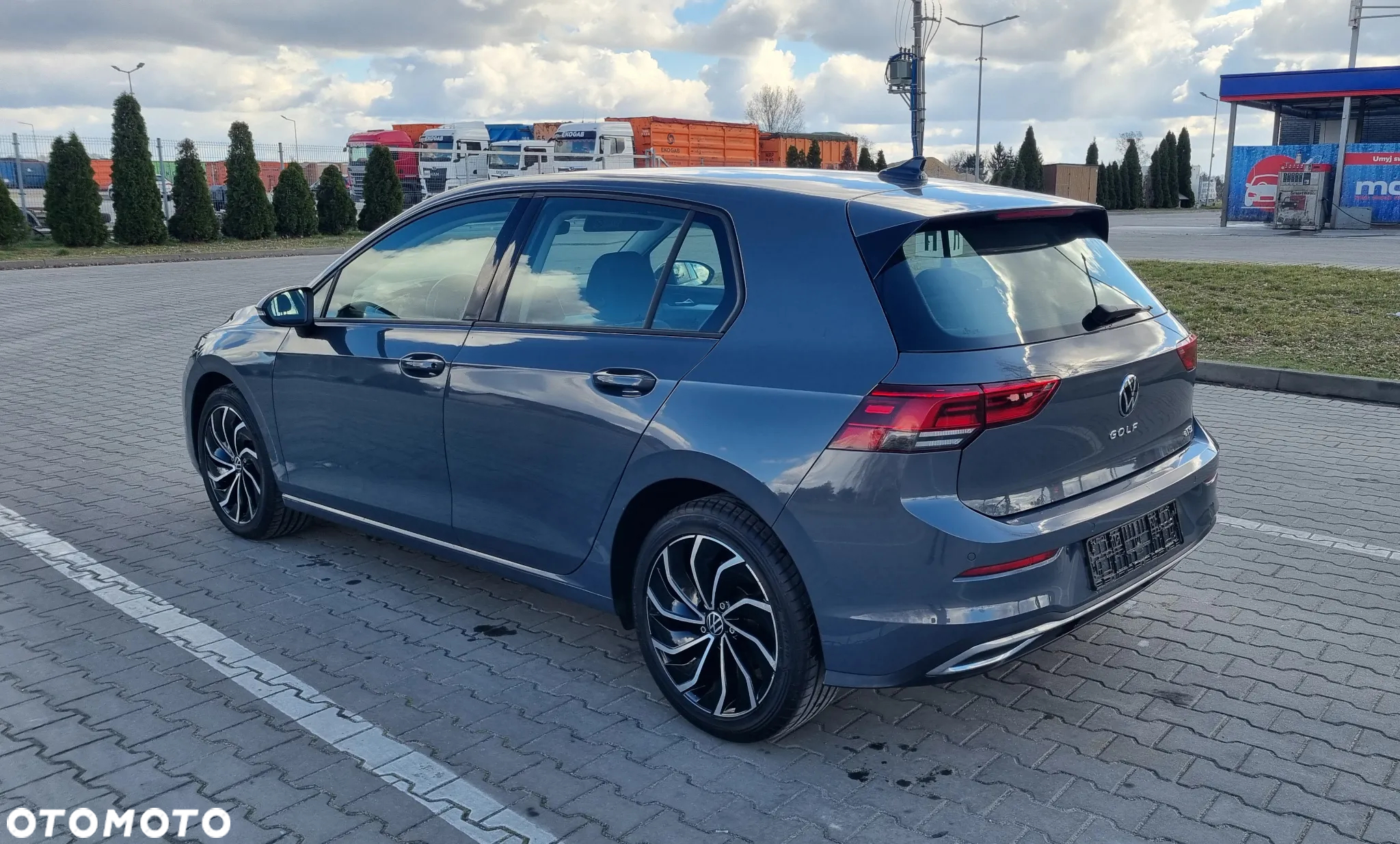 Volkswagen Golf VIII 1.0 eTSI Life DSG - 7
