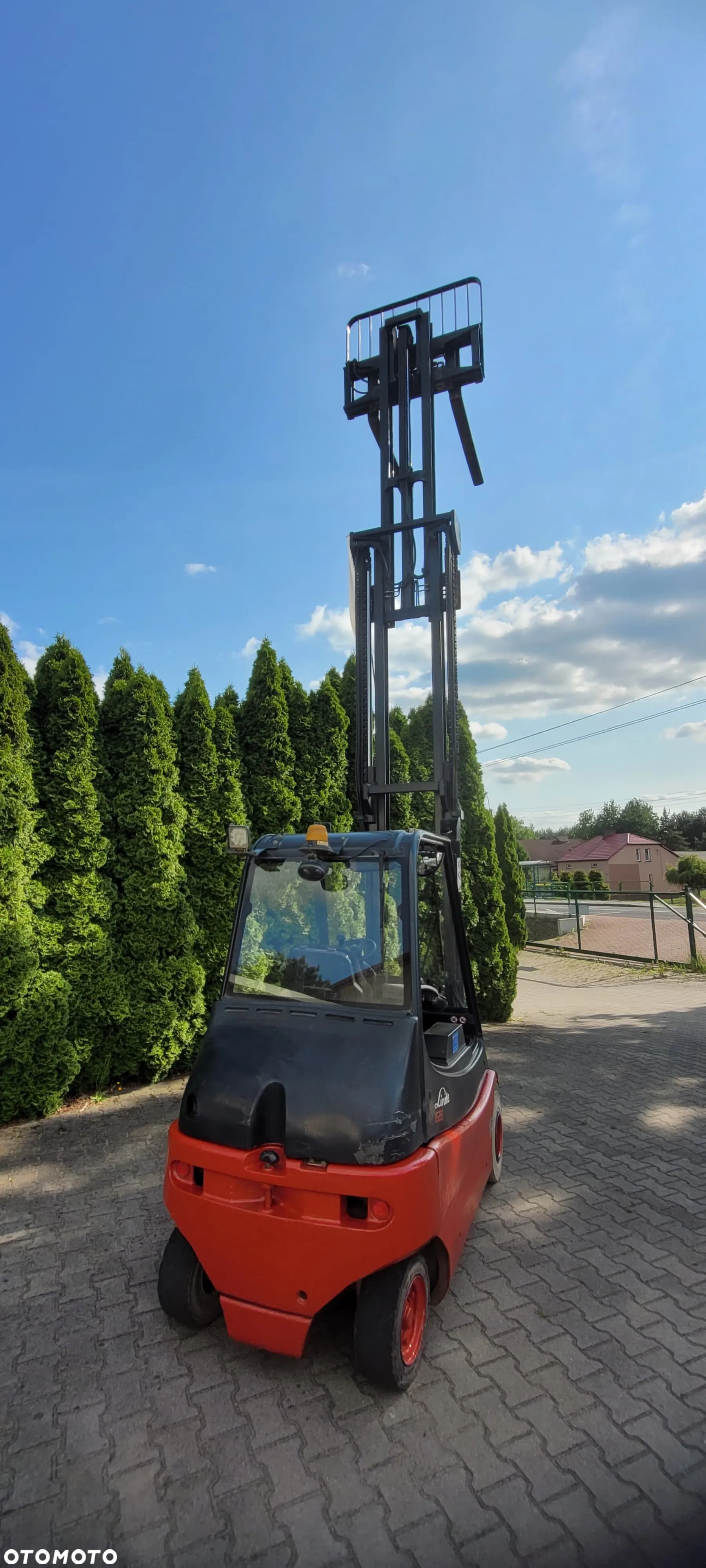 Linde E25-02 - 9