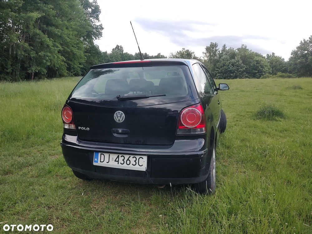 Volkswagen Polo - 2