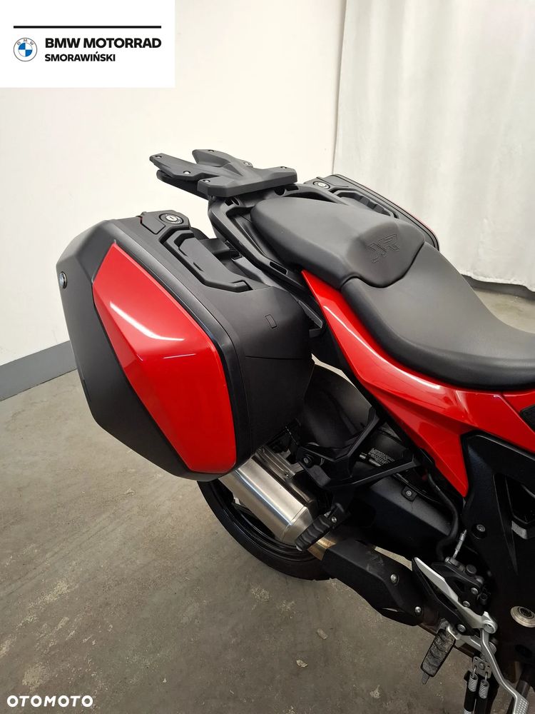 BMW XR - 19