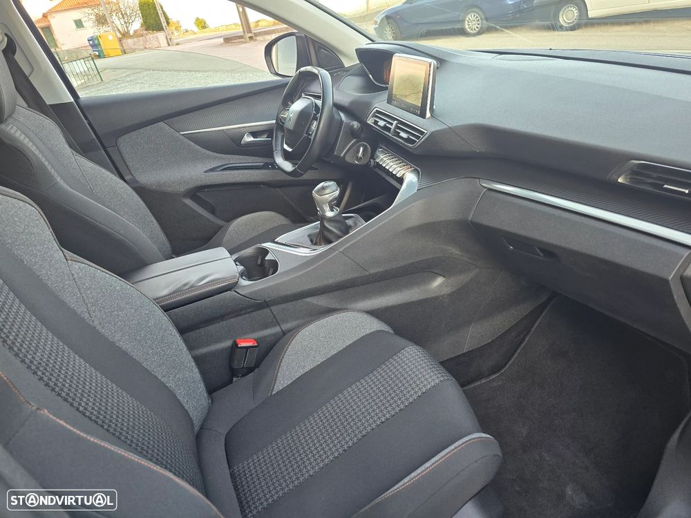 Peugeot 5008 1.6 BlueHDi Active - 21