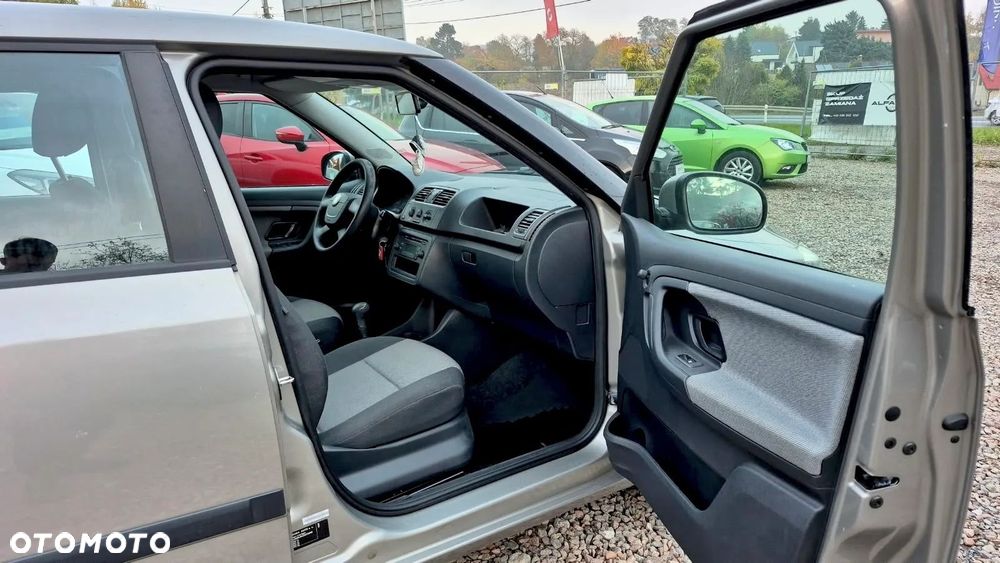 Skoda Fabia - 13