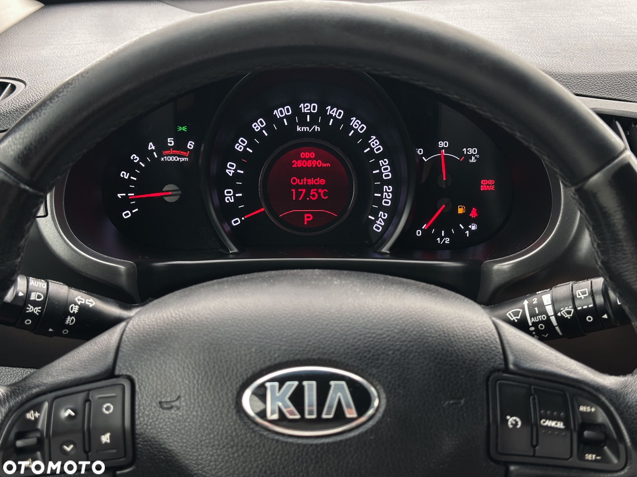 Kia Sportage 2,0 CRDI AWD GT Line - 13
