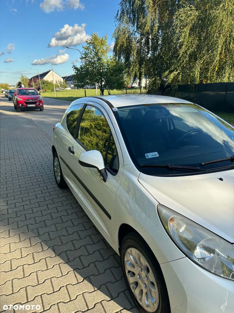 Peugeot 207 - 4