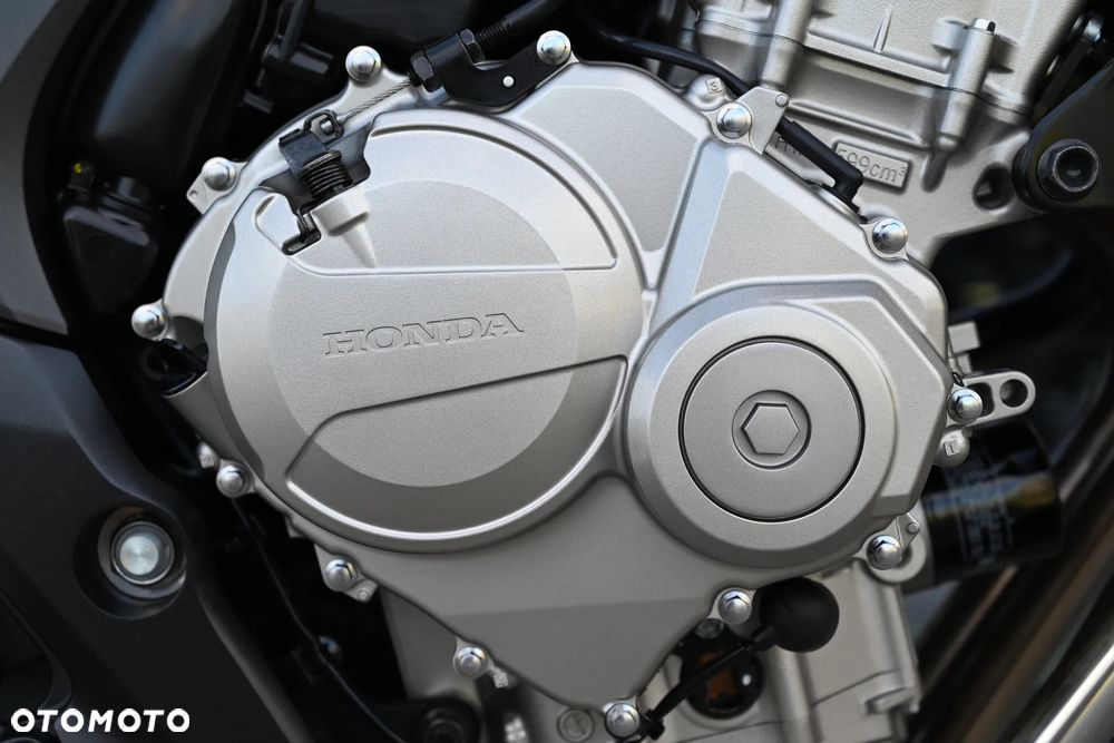 Honda CBF - 26