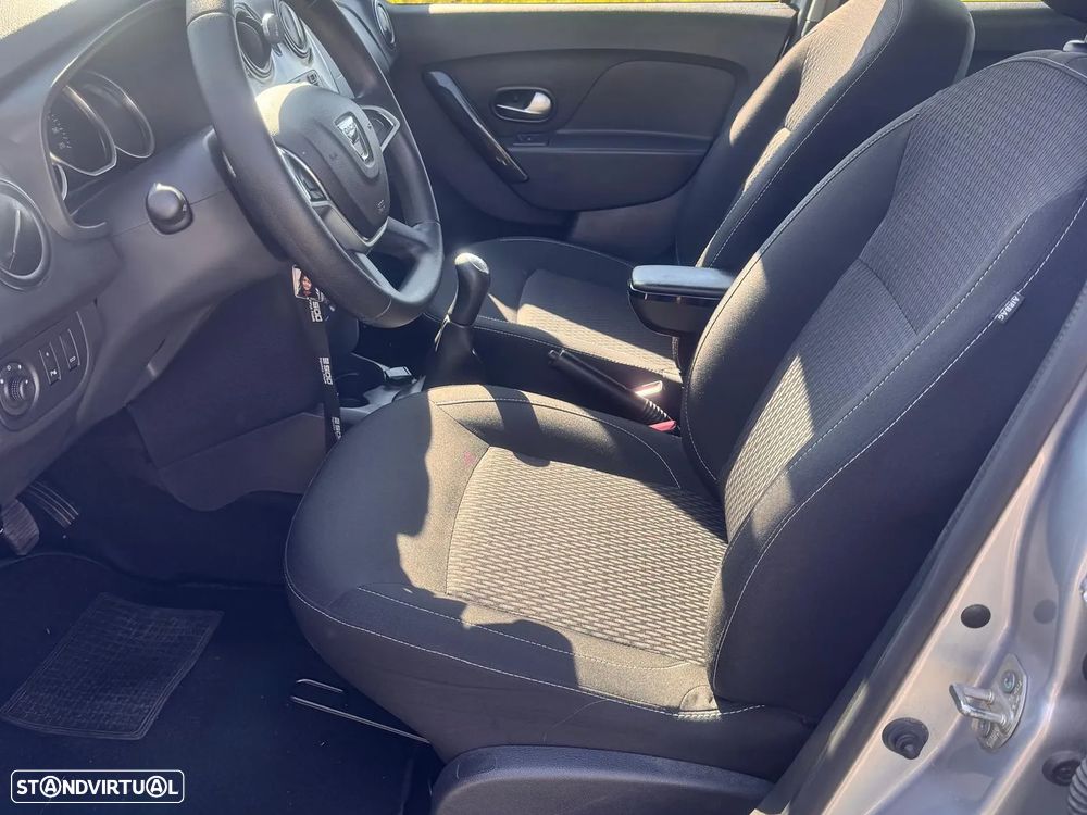 Dacia Logan 0.9 TCe Confort - 12