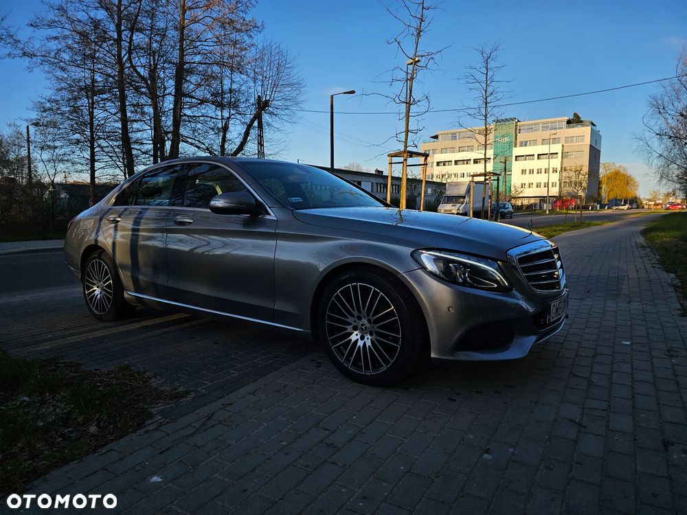 Mercedes-Benz Klasa C 180 7G-TRONIC - 35