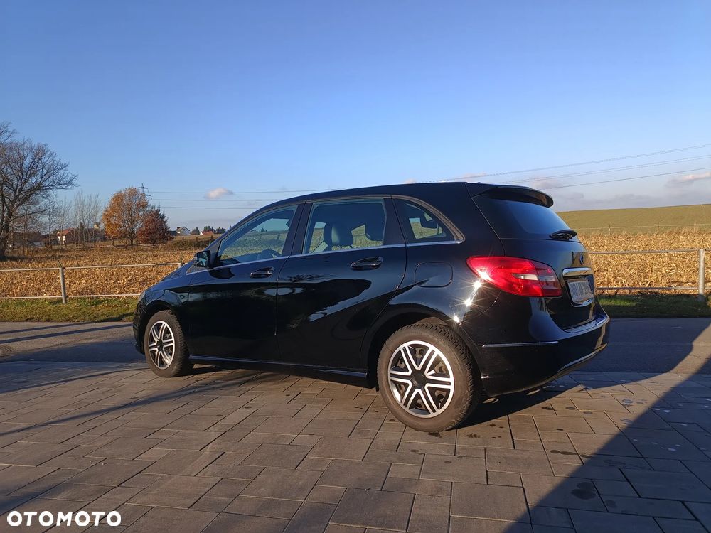 Mercedes-Benz Klasa B 180 CDI 7G-DCT - 17