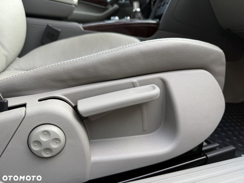 Audi A6 Avant 2.4 quattro - 28