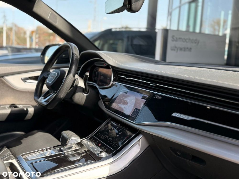 Audi Q8 50 TDI mHEV Quattro Tiptronic - 23