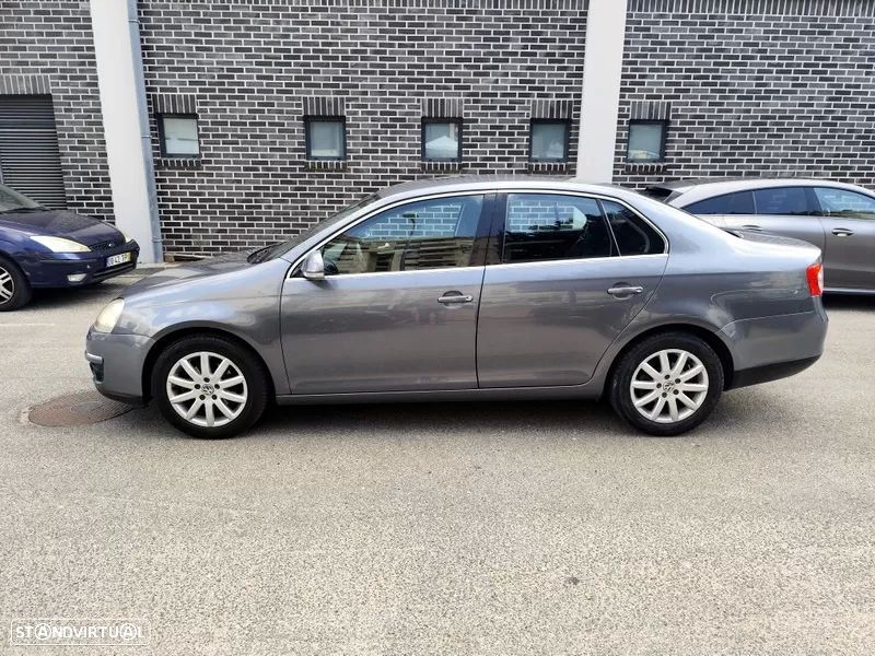 VW Jetta 1.9 TDi BlueM. Trendline - 6