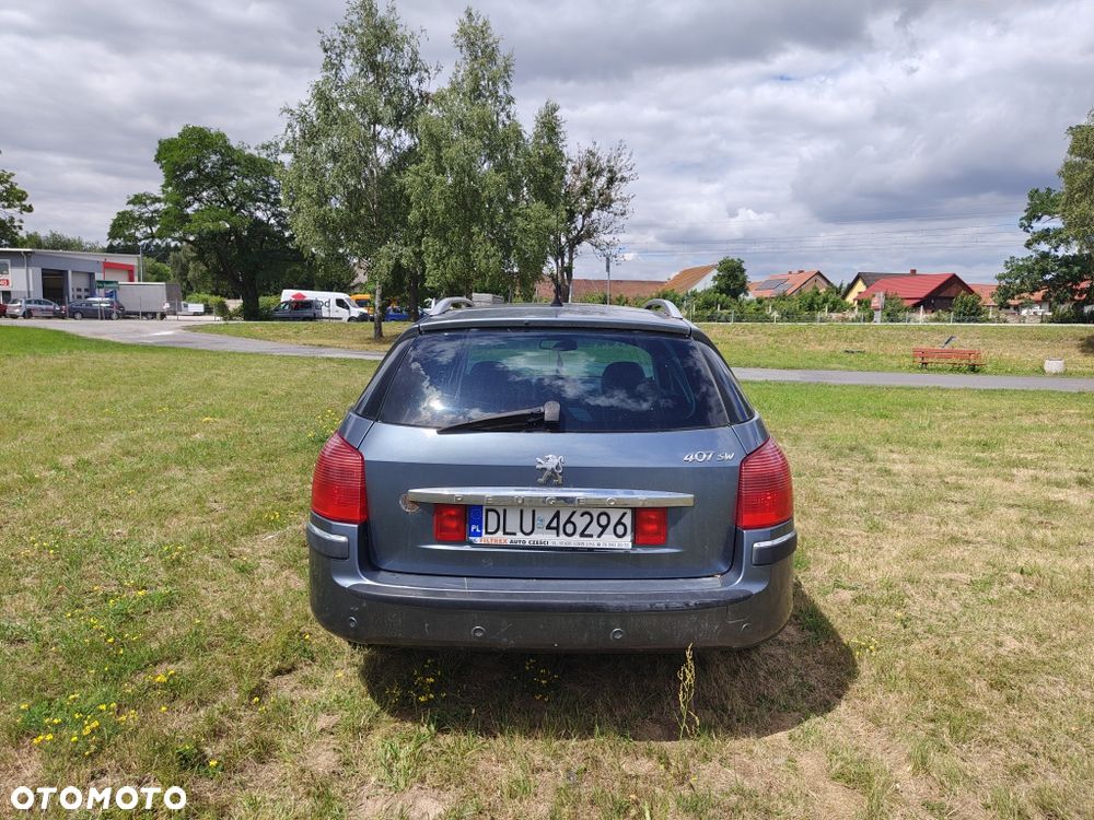 Peugeot 407 - 7